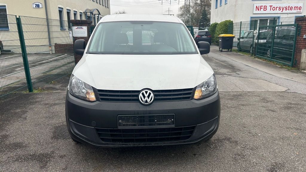 VW Caddy 157.000 km 6.100 &euro; Ratingen 40889