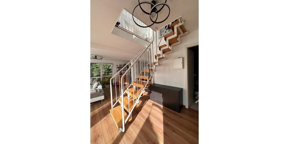 Maisonettenwohnung Düsseldorf Stadtbezirk 8 - 2 Zimmer, 91 m&sup2;, 1.350&euro; | Angebot:25044182