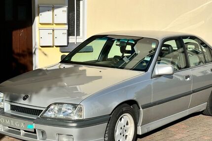 Opel Omega 176.000 km 16.300 &euro; Solingen 42653