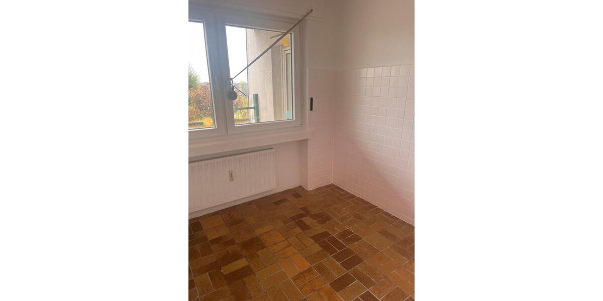 Etagenwohnung Wermelskirchen - 3 Zimmer, 101 m&sup2;, 1.200&euro; | Angebot:26400653