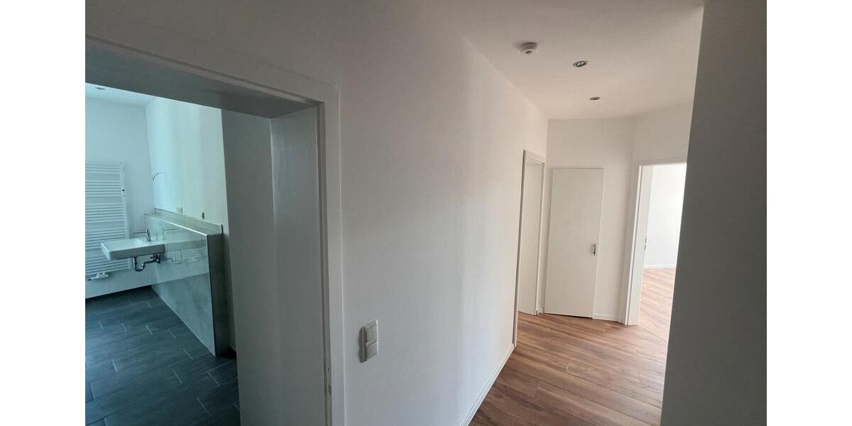 Etagenwohnung Schwelm - 2 Zimmer, 94 m&sup2;, 1.110&euro; | Angebot:26489840