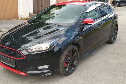 Ford Focus 42.500 km 12.199 &euro; Wuppertal 42111