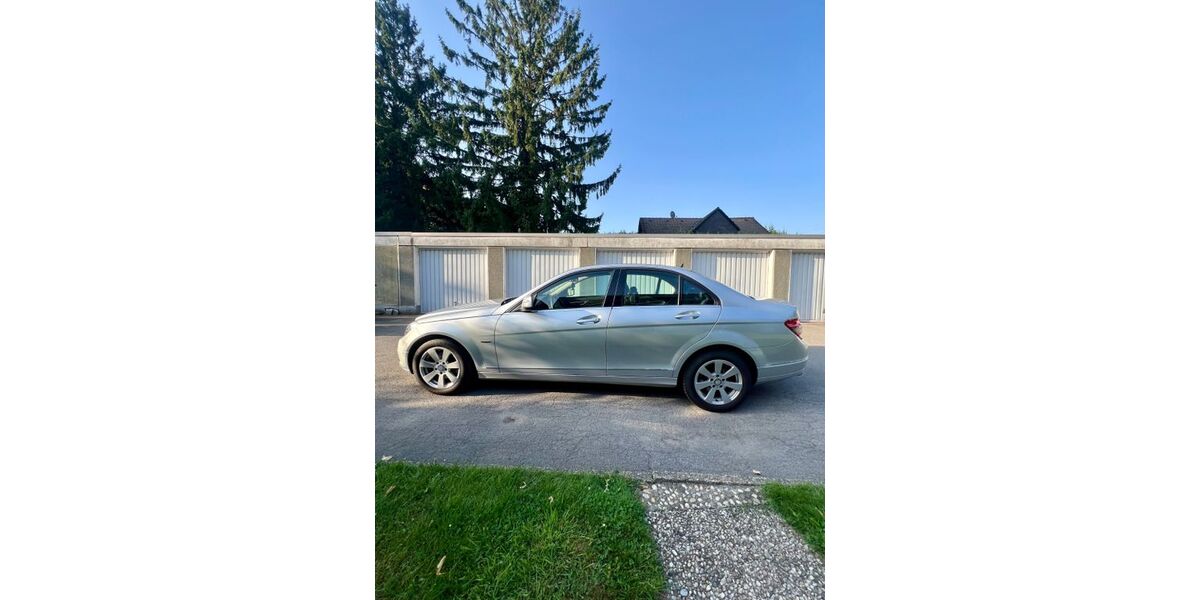 Mercedes-Benz C 230 134.000 km 9.450 &euro; Herne 44653