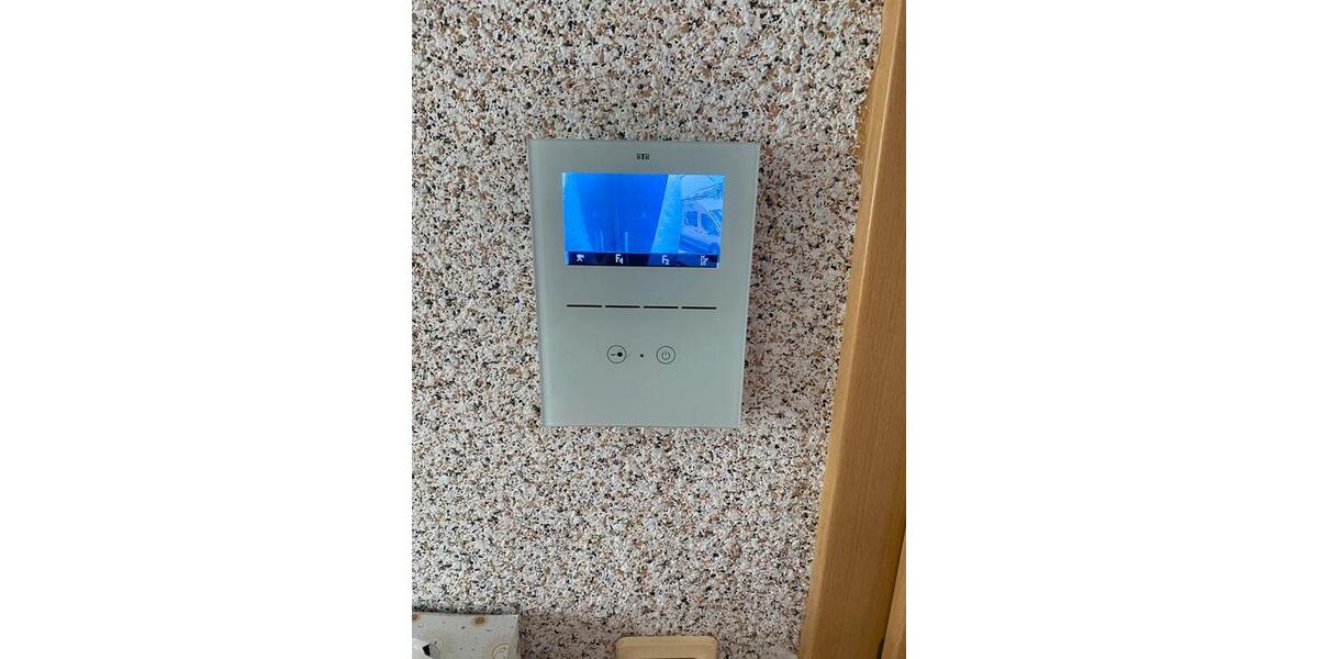 Etagenwohnung Wuppertal Arrenberg - 3 Zimmer, 100 m&sup2;, 230.000&euro; | Angebot:26097903