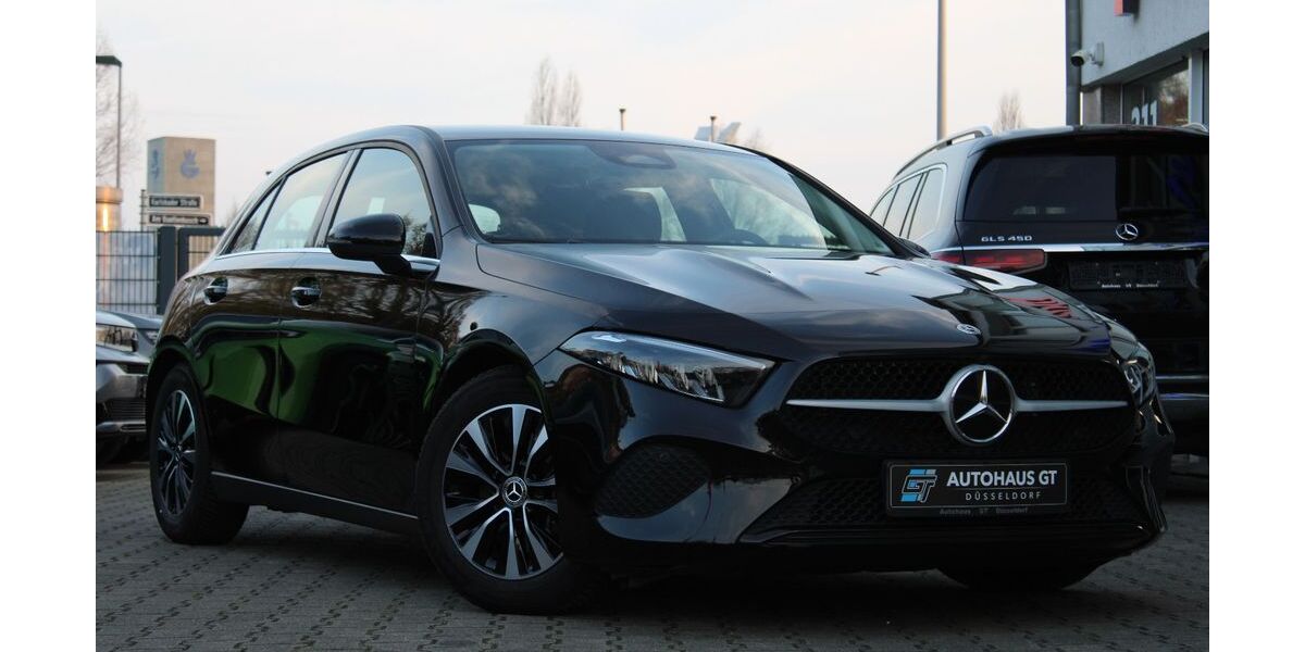 Mercedes-Benz A 200 28.709 km 29.999 &euro; Düsseldorf 40625