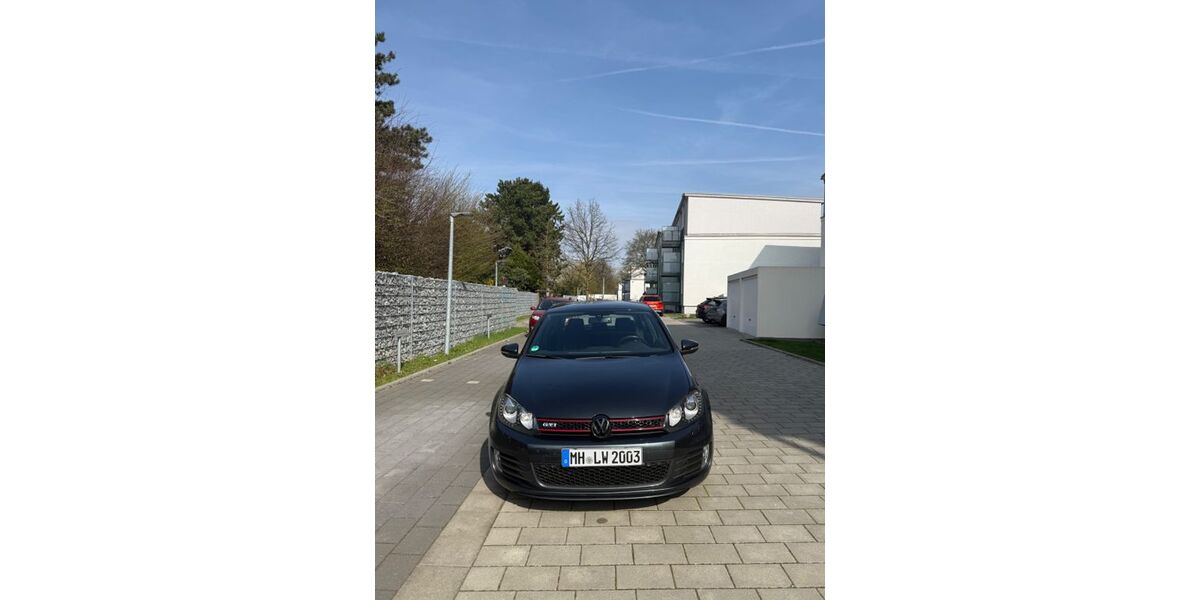 VW Golf 186.205 km 8.199 &euro; Mülheim an der Ruhr 45475