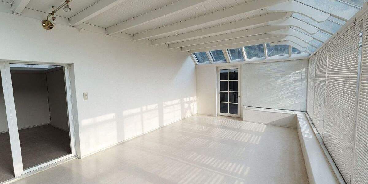 Doppelhaushälfte Wipperfürth - 6 Zimmer, 270 m&sup2;, 325.000&euro; | Angebot:25782733