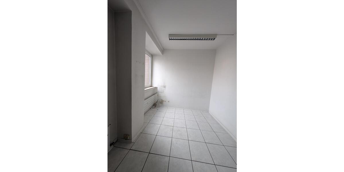 Etagenwohnung Bochum Günnigfeld - 3 Zimmer, 155 m&sup2;, 1.550&euro; | Angebot:26626433