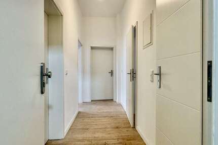 Wohnung Wuppertal Arrenberg - 3 Zimmer, 67 m&sup2;, 880&euro; | Angebot:25942549