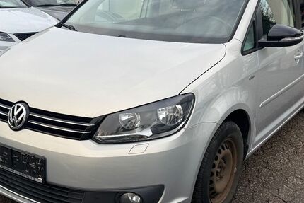 VW Touran 149.803 km 7.998 &euro; Heiligenhaus 42579