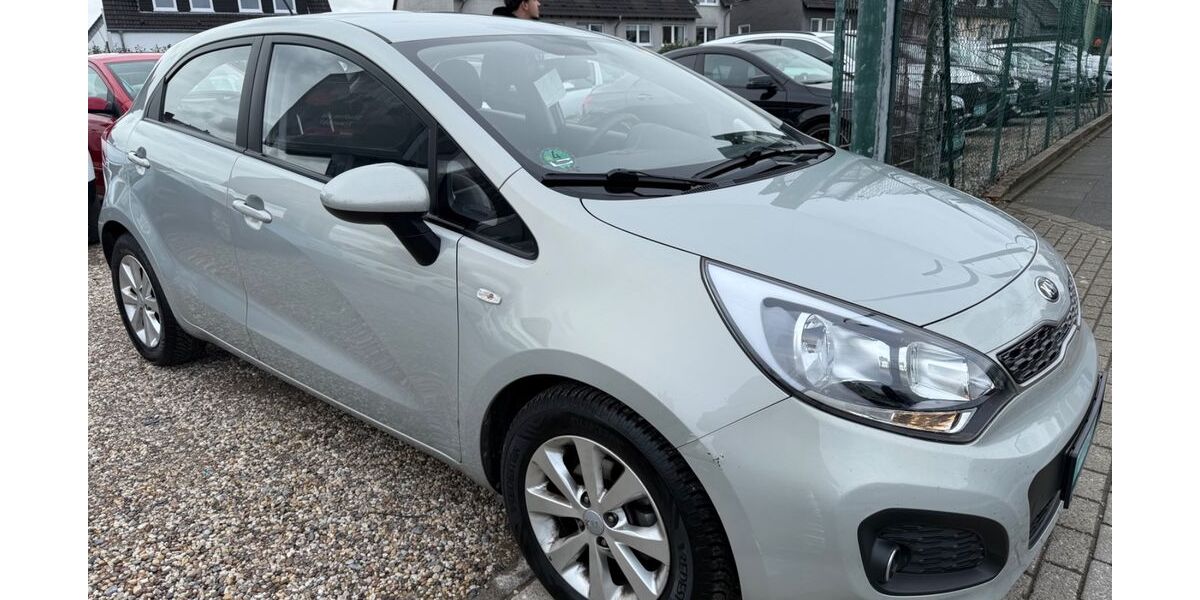 Kia Rio 59.000 km 6.900 &euro; Essen 45355