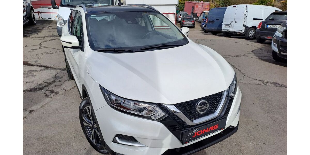 Nissan Qashqai 71.800 km 15.900 &euro; Sprockhövel 45549