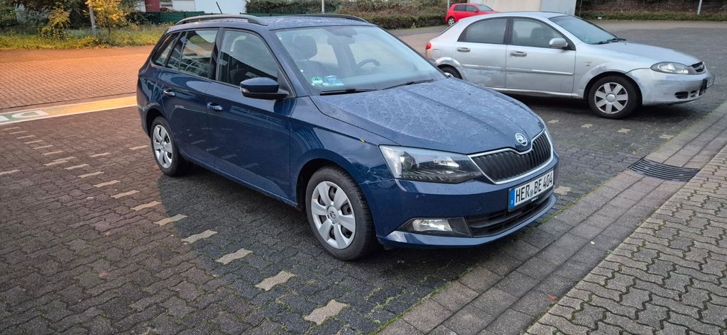 Skoda Fabia 217.500 km 5.899 &euro; Herne 44625