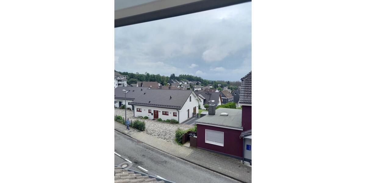 Dachgeschoßwohnung Radevormwald - 2.5 Zimmer, 70 m&sup2;, 455&euro; | Angebot:26415536