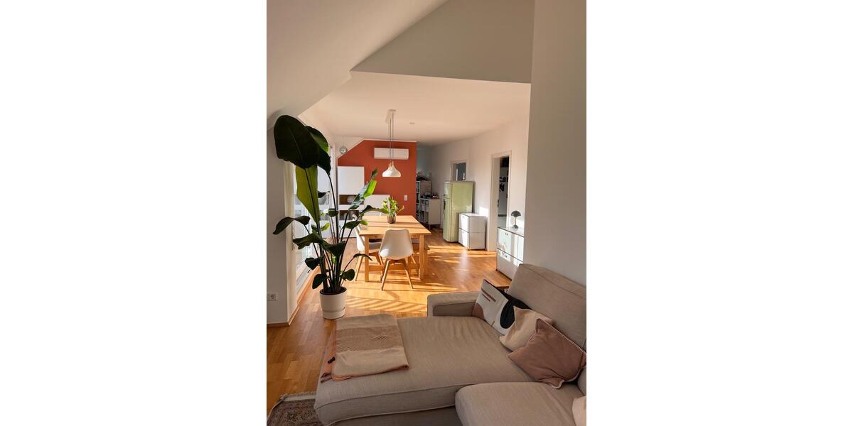 Dachgeschoßwohnung Haan - 2.5 Zimmer, 78 m&sup2;, 1.050&euro; | Angebot:25833787