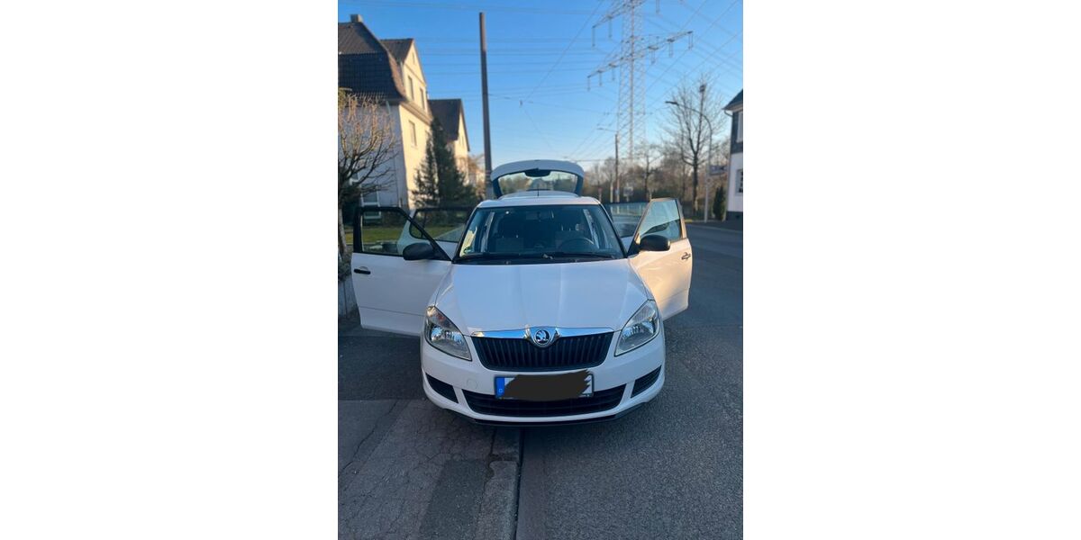 Skoda Fabia 130.000 km 5.300 &euro; Solingen 42659