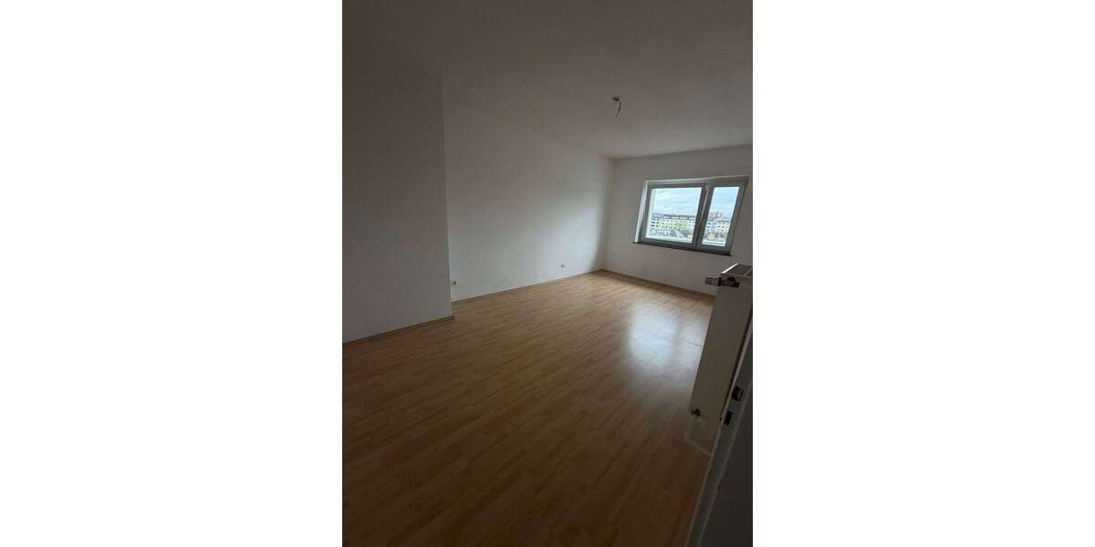 Etagenwohnung Düsseldorf Pempelfort - 2 Zimmer, 70 m&sup2;, 940&euro; | Angebot:26094302