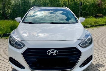 Hyundai i40 99.578 km 13.000 &euro; Wipperfürth 51688