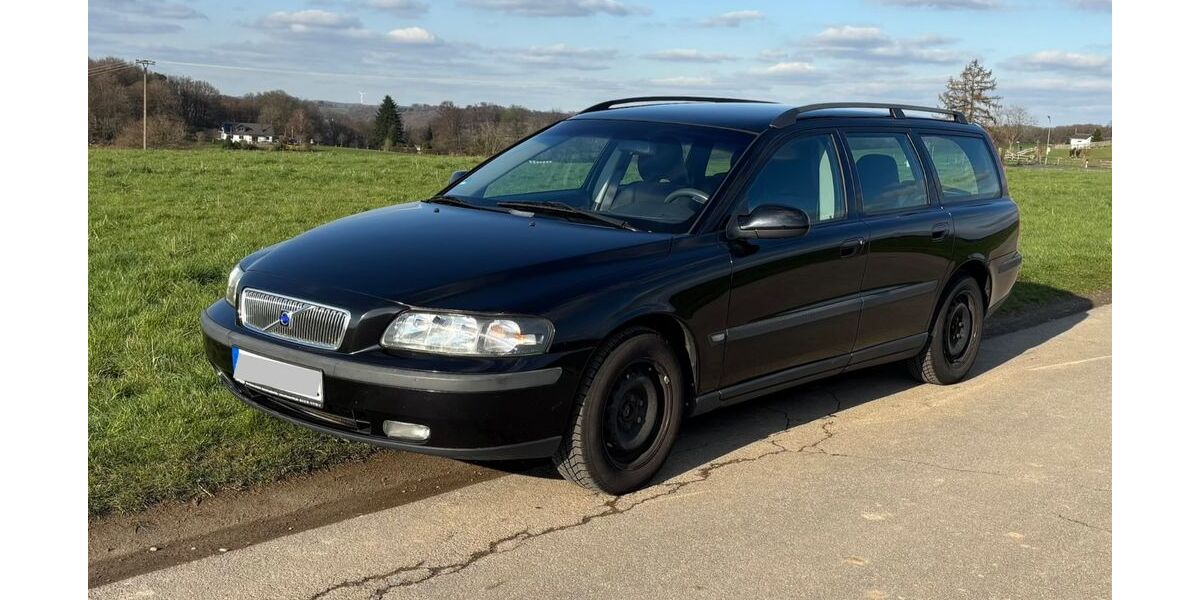 Volvo V70 328.618 km 2.100 &euro; Kürten 51515