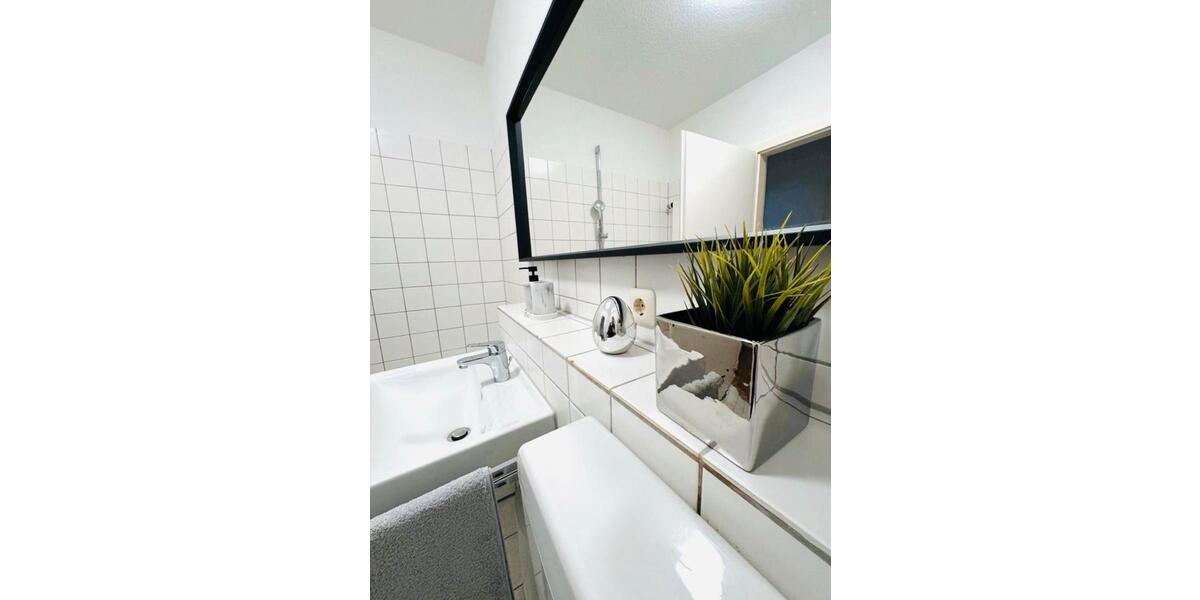 Etagenwohnung Düsseldorf Flingern Süd - 2 Zimmer, 55 m&sup2;, 1.450&euro; | Angebot:26631251