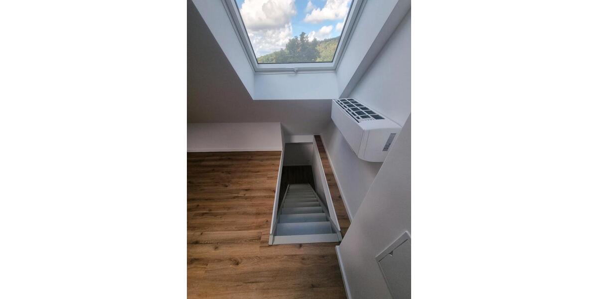 Dachgeschoßwohnung Wuppertal Lichtenplatz - 3 Zimmer, 80 m&sup2;, 980&euro; | Angebot:23369823