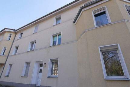 Wohnung Gelsenkirchen Buer - 3 Zimmer, 64 m&sup2;, 440&euro; | Angebot:25899596