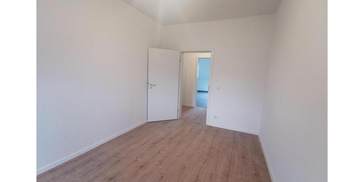 Etagenwohnung Essen Stadtbezirk VII - 4 Zimmer, 110 m&sup2;, 800&euro; | Angebot:26536535