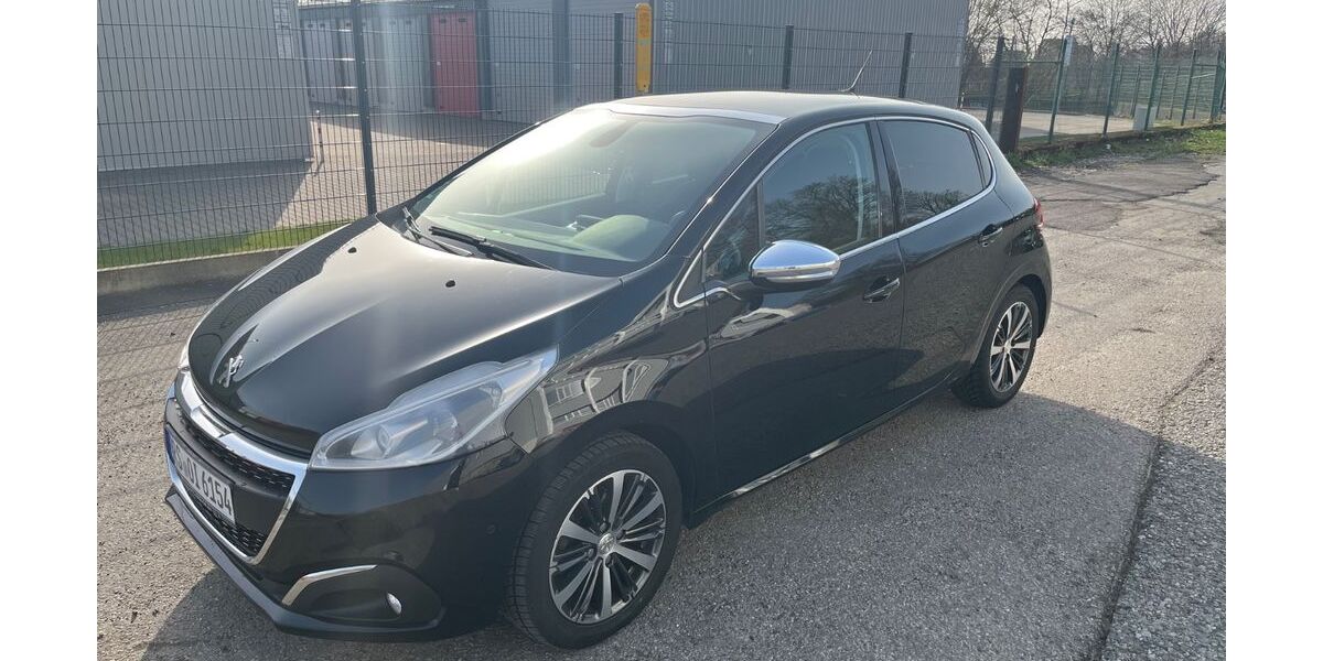 Peugeot 208 143.850 km 4.599 &euro; remscheid 42857