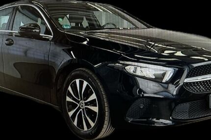 Mercedes-Benz A 180 29.863 km 26.999 &euro; Düsseldorf 40625