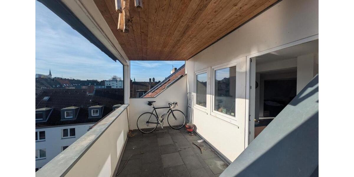 Dachgeschoßwohnung Bochum Günnigfeld - 4 Zimmer, 110 m&sup2;, 1.175&euro; | Angebot:26488136