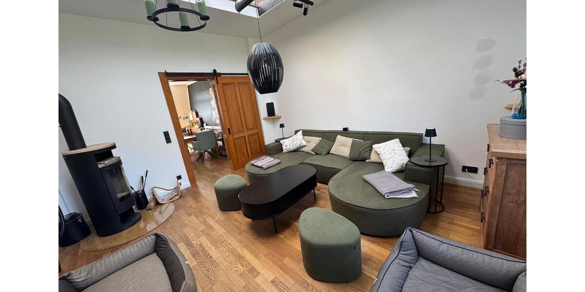 Dachgeschoßwohnung Wuppertal Sedansberg - 4 Zimmer, 165 m&sup2;, 320.000&euro; | Angebot:26586256
