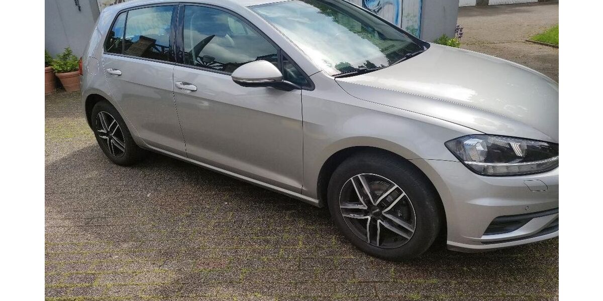 VW Golf 108.000 km 11.500 &euro; Gelsenkirchen 45896