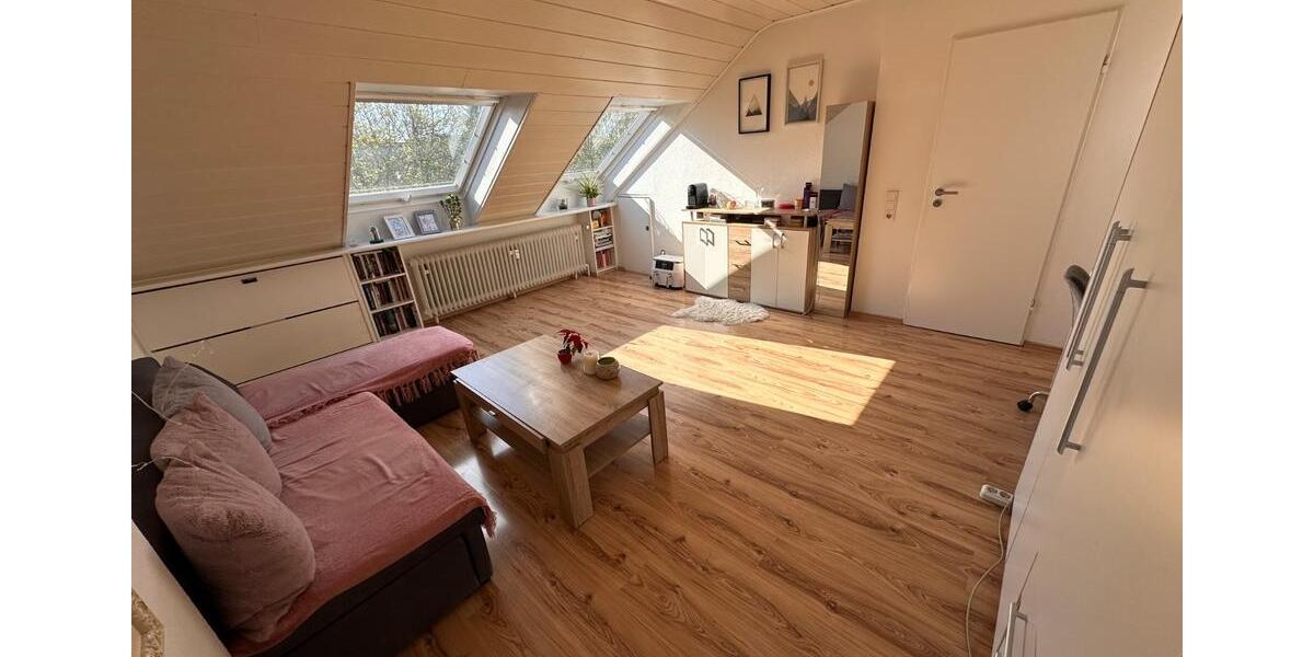 Dachgeschoßwohnung Wuppertal Elberfeld - 1 Zimmer, 30 m&sup2;, 260&euro; | Angebot:25894330