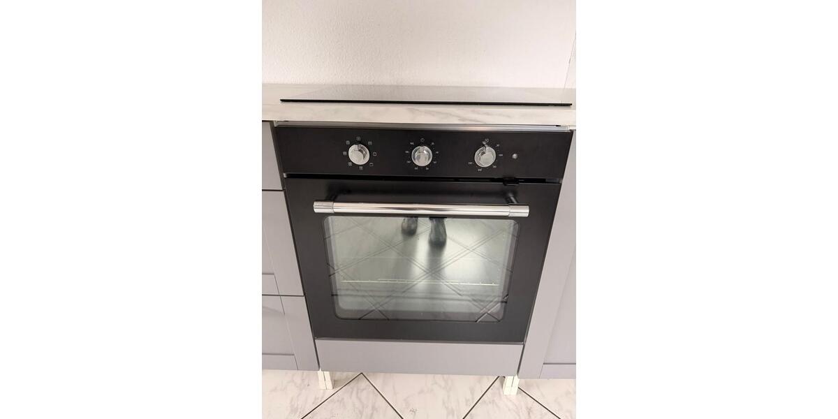 Etagenwohnung Solingen Central - 2 Zimmer, 72 m&sup2;, 650&euro; | Angebot:26632060