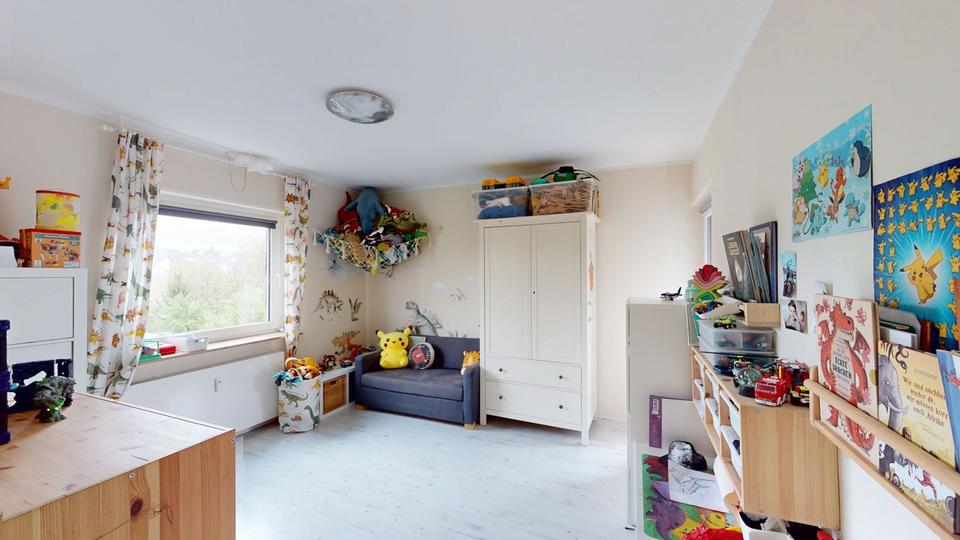 Etagenwohnung Velbert - 4.5 Zimmer, 94 m&sup2;, 1.630&euro; | Angebot:25935290