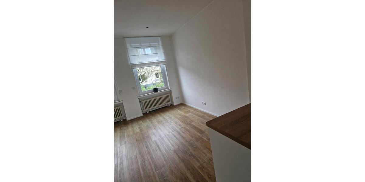 Maisonettenwohnung Solingen Mitte - 4 Zimmer, 100 m&sup2;, 1.500&euro; | Angebot:25282862
