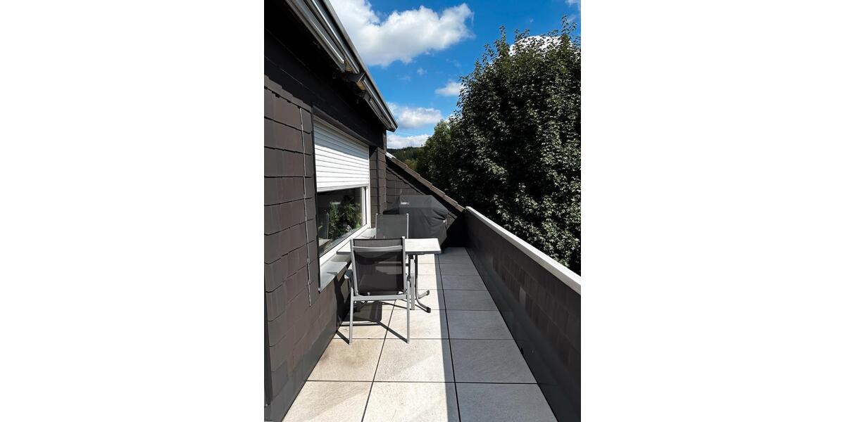 Dachgeschoßwohnung Halver - 4 Zimmer, 105 m&sup2;, 198.000&euro; | Angebot:27298978