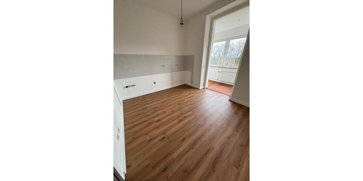 Etagenwohnung Wuppertal Elberfeld - 2 Zimmer, 59 m&sup2;, 560&euro; | Angebot:25081003