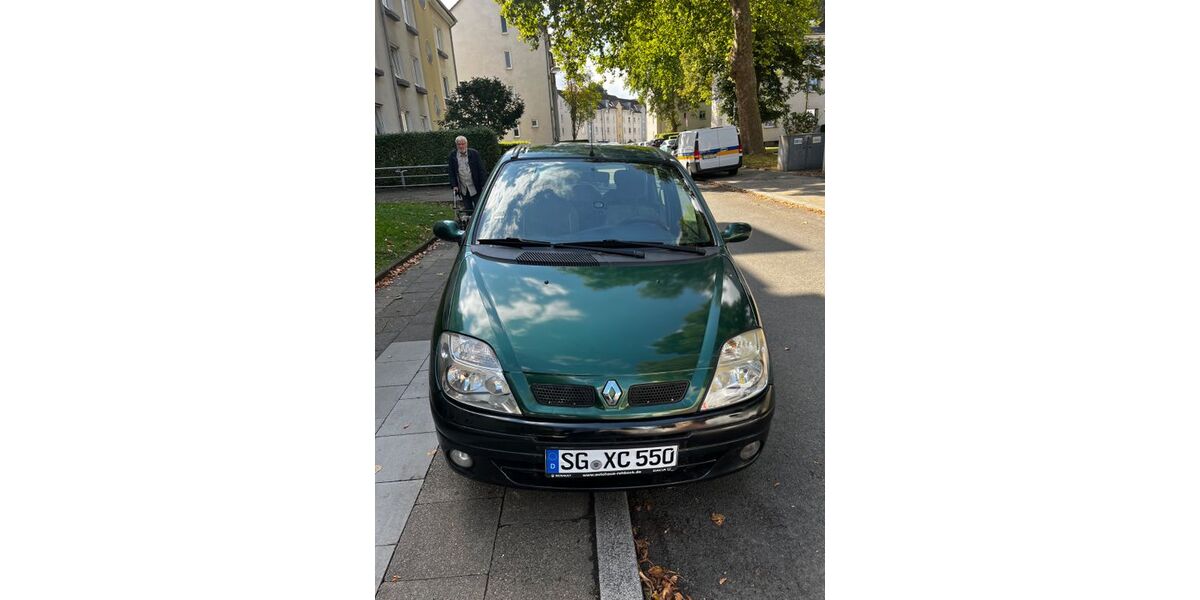 Renault Scenic 196.000 km 1.200 &euro; Essen 45138
