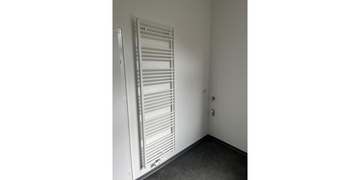 Etagenwohnung Wuppertal Gemarkung Langerfeld - 2 Zimmer, 60 m&sup2;, 420&euro; | Angebot:25924125