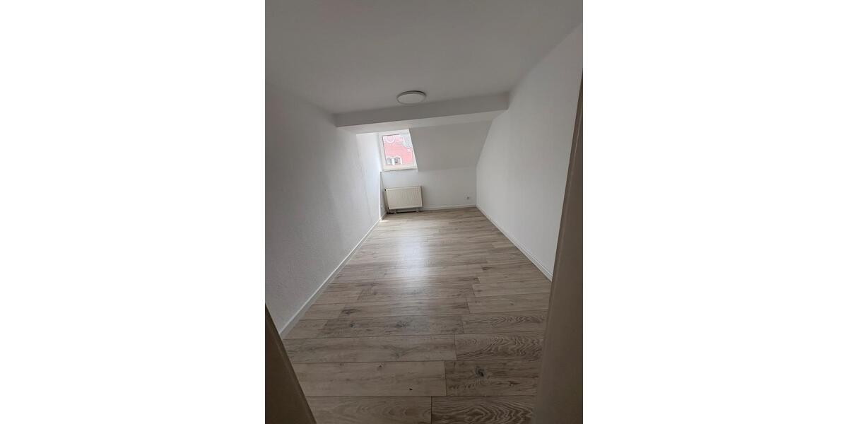 Dachgeschoßwohnung Wuppertal Brill - 4 Zimmer, 95 m&sup2;, 950&euro; | Angebot:26621373