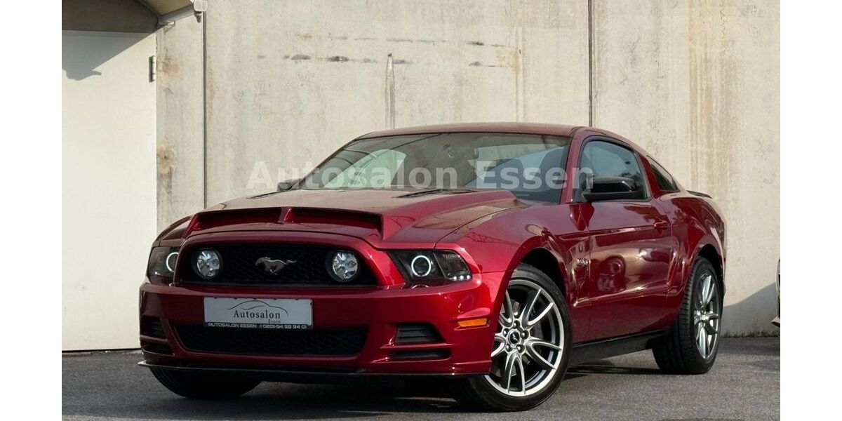 Ford Mustang 64.254 km 26.490 &euro; Essen 45141
