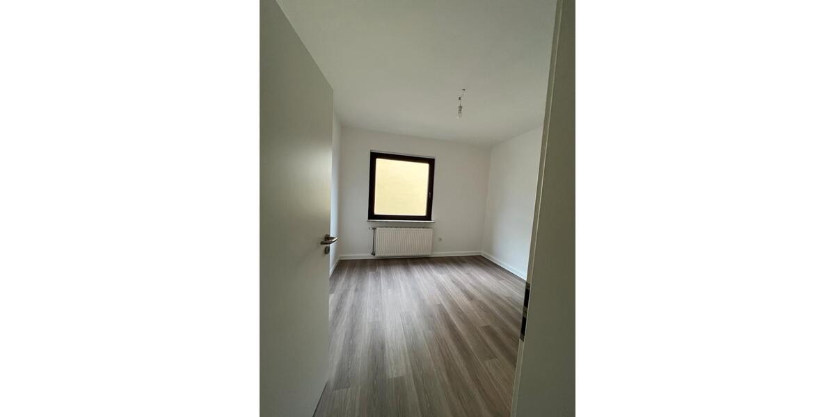 Etagenwohnung Erkrath - 3 Zimmer, 65 m&sup2;, 740&euro; | Angebot:26603541