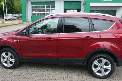 Ford Kuga 137.000 km 7.900 &euro; Essen 45144