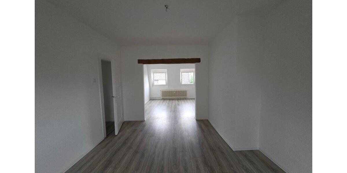 Dachgeschoßwohnung Gevelsberg - 3 Zimmer, 96 m&sup2;, 650&euro; | Angebot:25725329