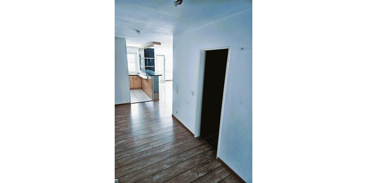 Etagenwohnung Gelsenkirchen - 2 Zimmer, 79 m&sup2;, 520&euro; | Angebot:26489440