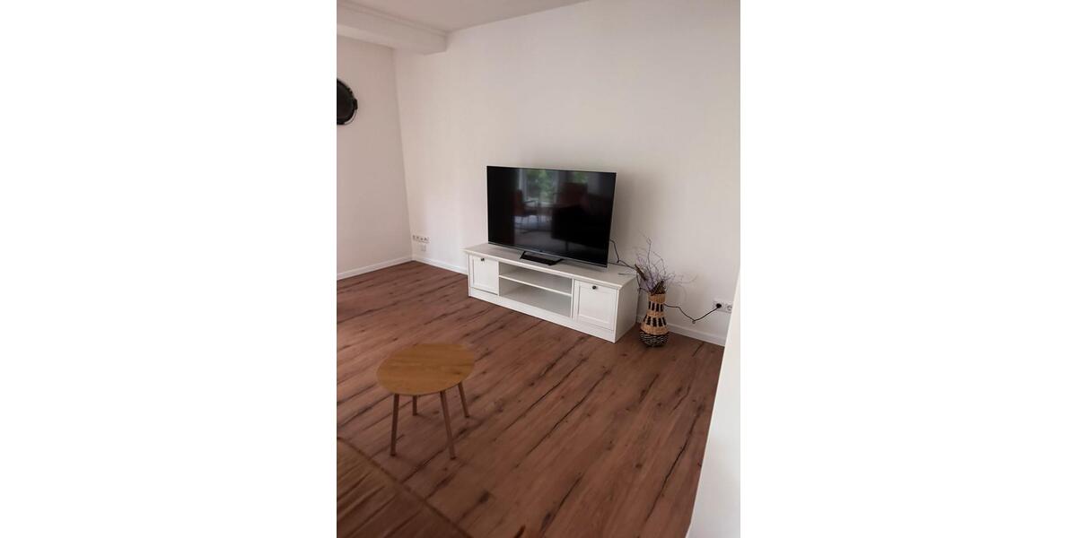 Erdgeschoßwohnung Wuppertal Gemarkung Elberfeld - 2 Zimmer, 100 m&sup2;, 1.100&euro; | Angebot:25414884