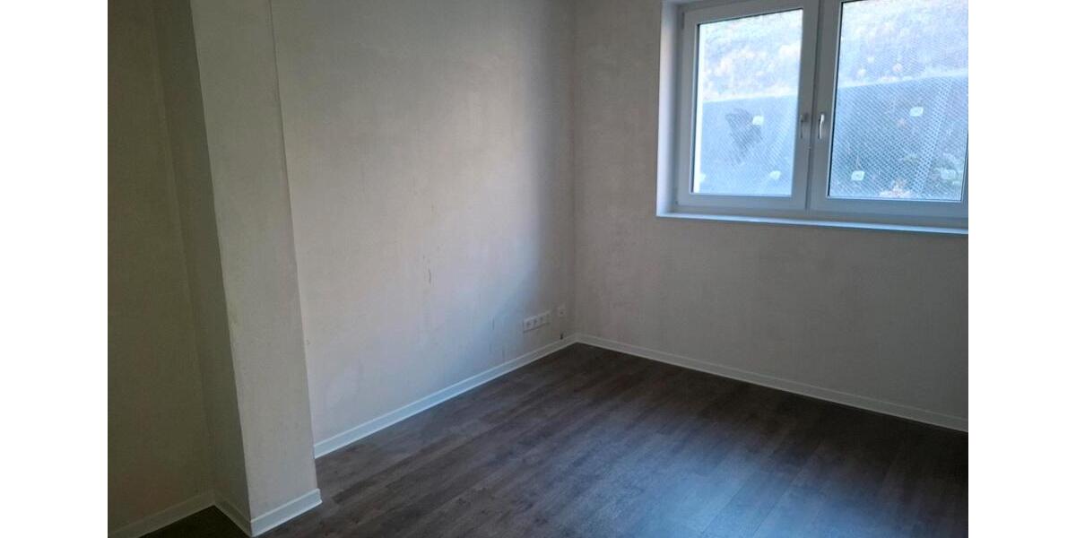 Erdgeschoßwohnung Wuppertal Dornap - 4 Zimmer, 102 m&sup2;, 105.000&euro; | Angebot:24828245