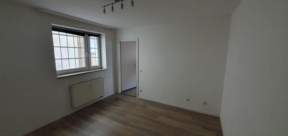 Erdgeschoßwohnung Solingen - 2 Zimmer, 44 m&sup2;, 590&euro; | Angebot:25920036