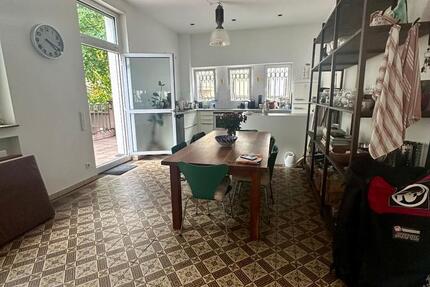 Wohnung Essen Stadtbezirk II - 3 Zimmer, 145 m&sup2;, 2.030&euro; | Angebot:27586532